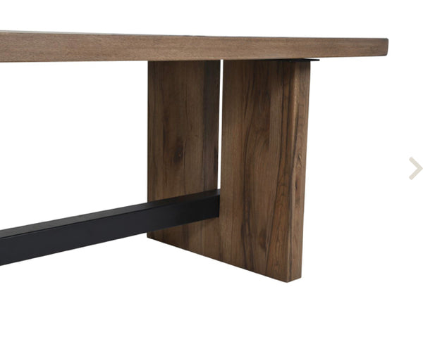 Boston Oak Dining Table