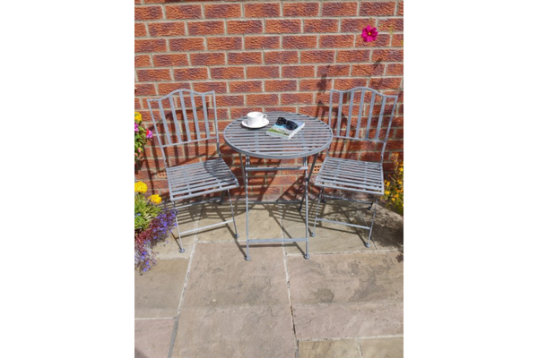 Industrial Outdoor Table and Chairs